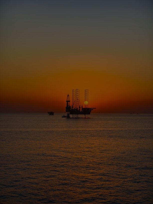 Oil & Gas